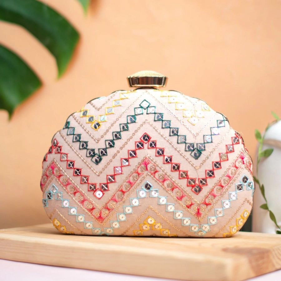 Colorwave DShape Clutch