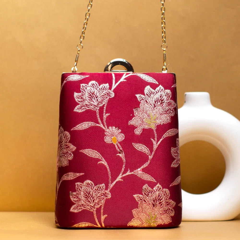 Designer Vertical Clutch