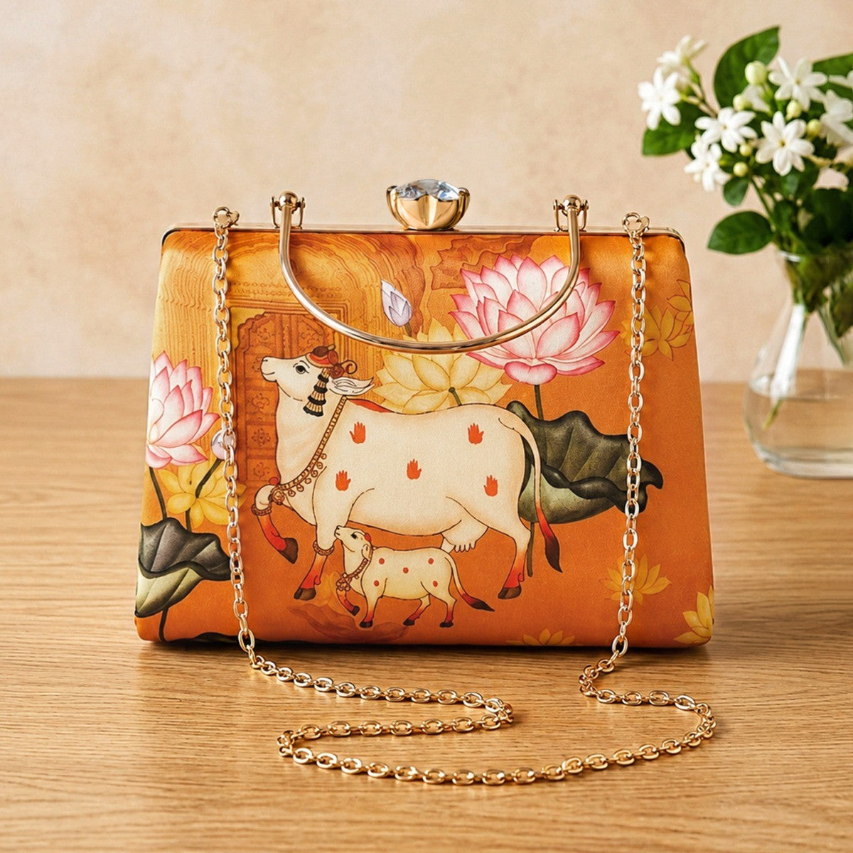 Pichwai Printed Handle Clutch