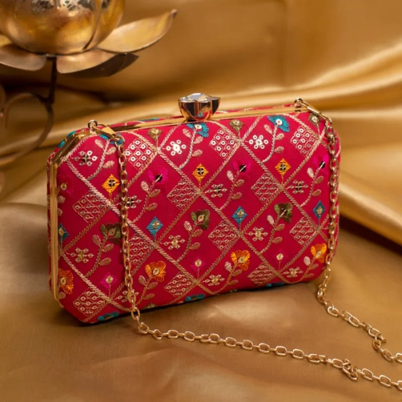Rainbow Threaded Boxy Clutch
