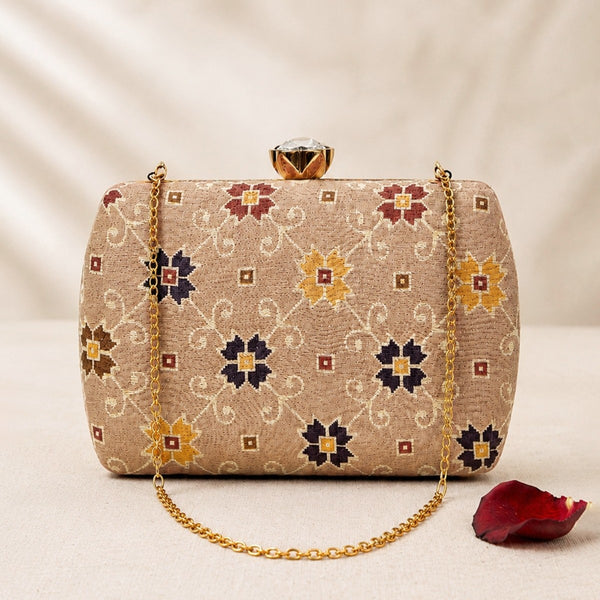 Rajputana Vine Clutch