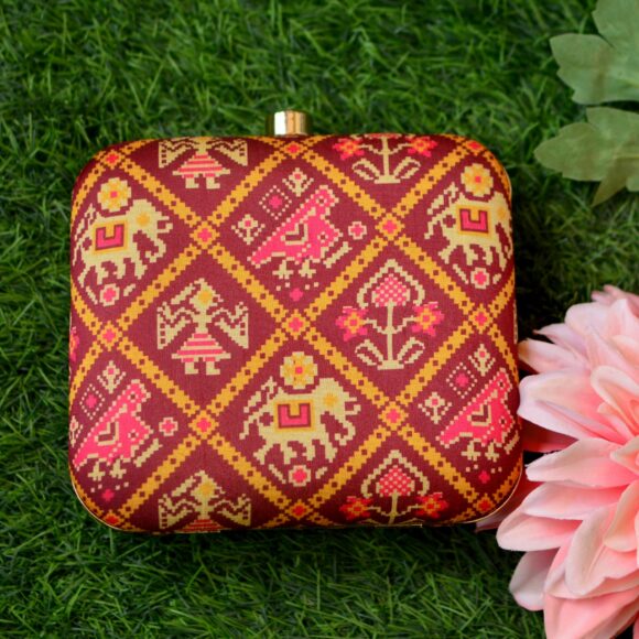 Trendy Patola Clutch