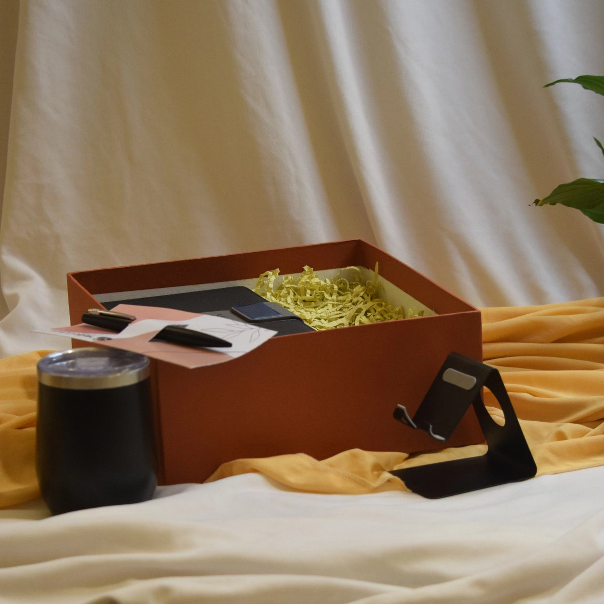 Workday Essentials Hamper