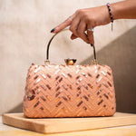 Sequence Party Handle Clutch