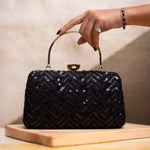 Sequence Party Handle Clutch