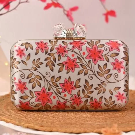 Leafy Embroidery Highlight Clutch