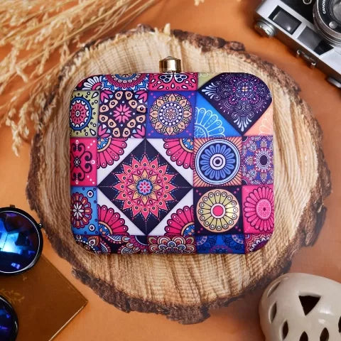 Mandala Pattern Printed Clutch