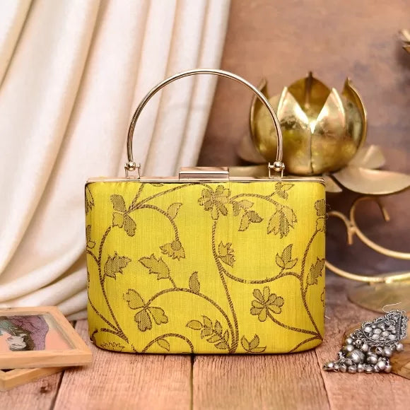 Creeper Ethnic Handle Clutch bag