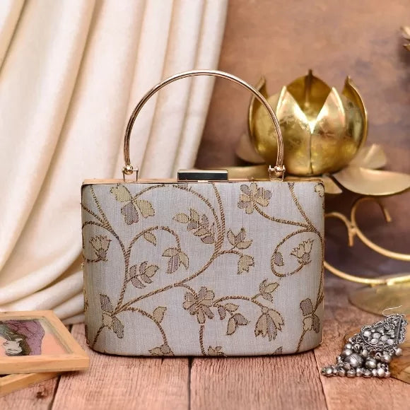 Creeper Ethnic Handle Clutch bag