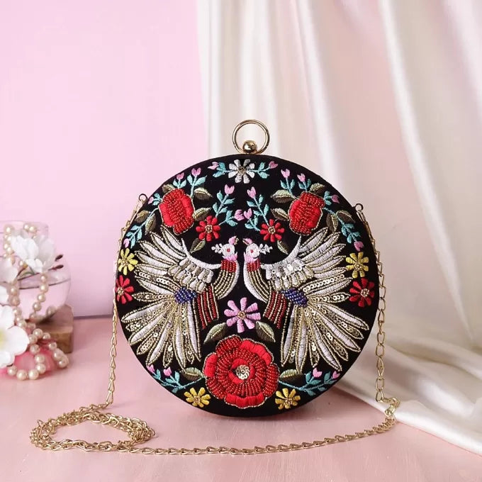 Parrot Embroidery Round Clutch Bag