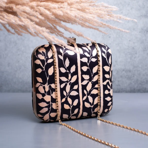 Vine Noir Printed Clutch