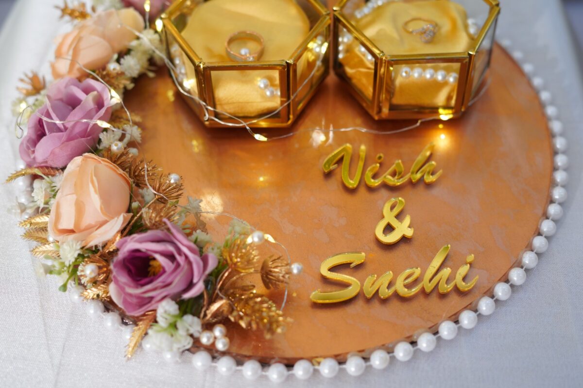 Golden Vow Ring Platter 3